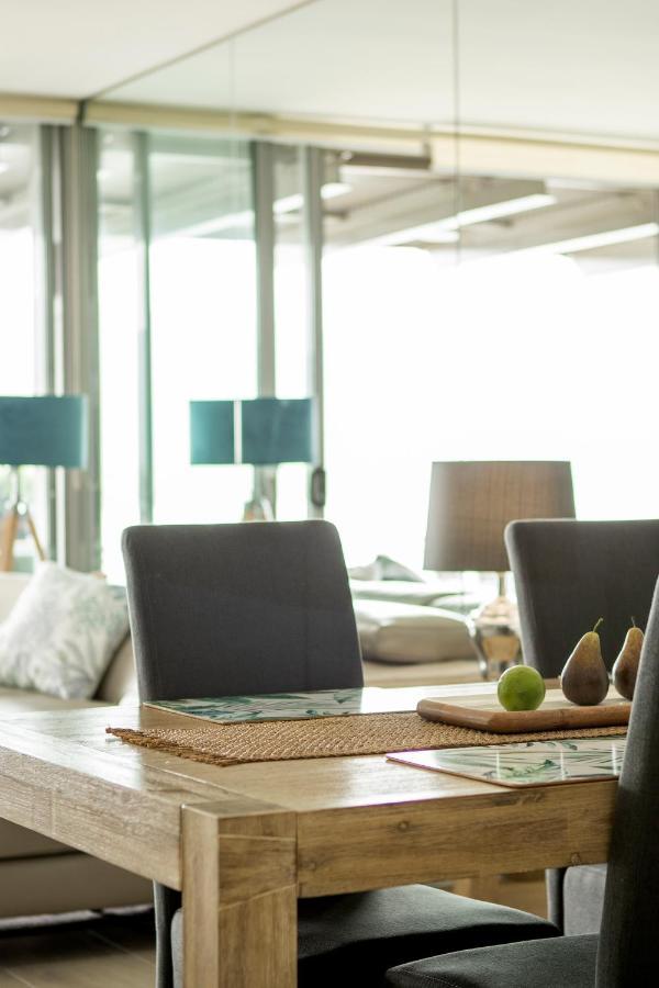 Ferienwohnung Cairns Waterfront Luxury At Harbourlights Exterior foto