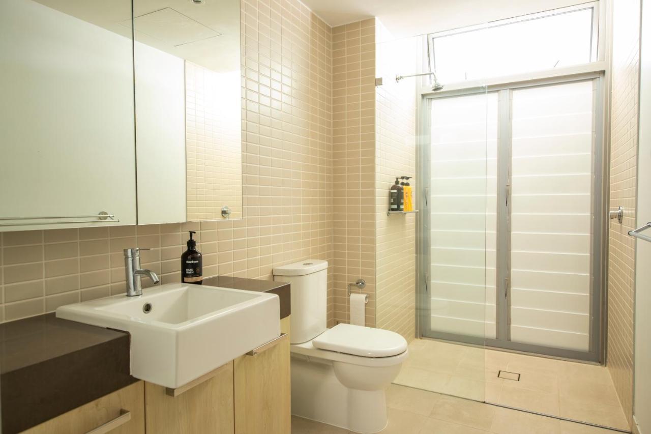 Ferienwohnung Cairns Waterfront Luxury At Harbourlights Exterior foto