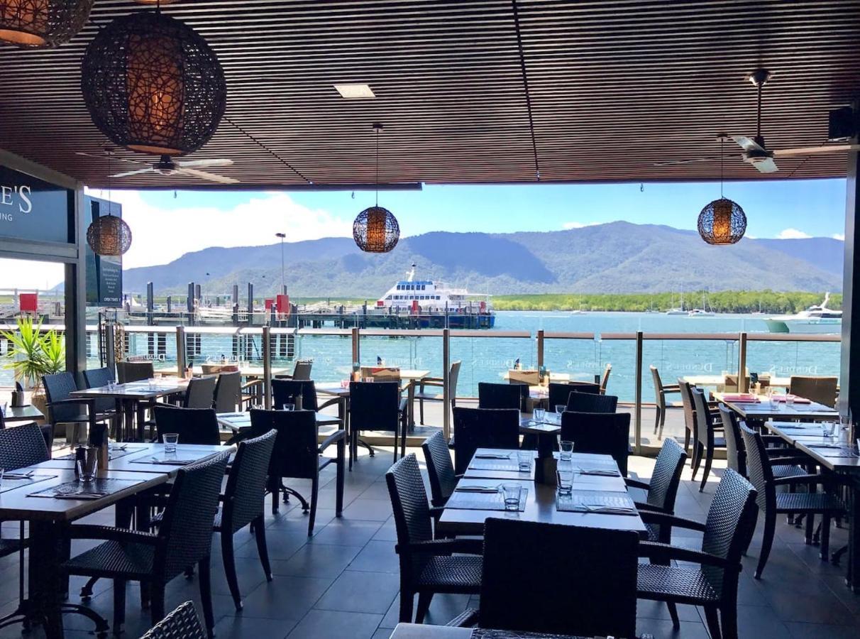 Ferienwohnung Cairns Waterfront Luxury At Harbourlights Exterior foto